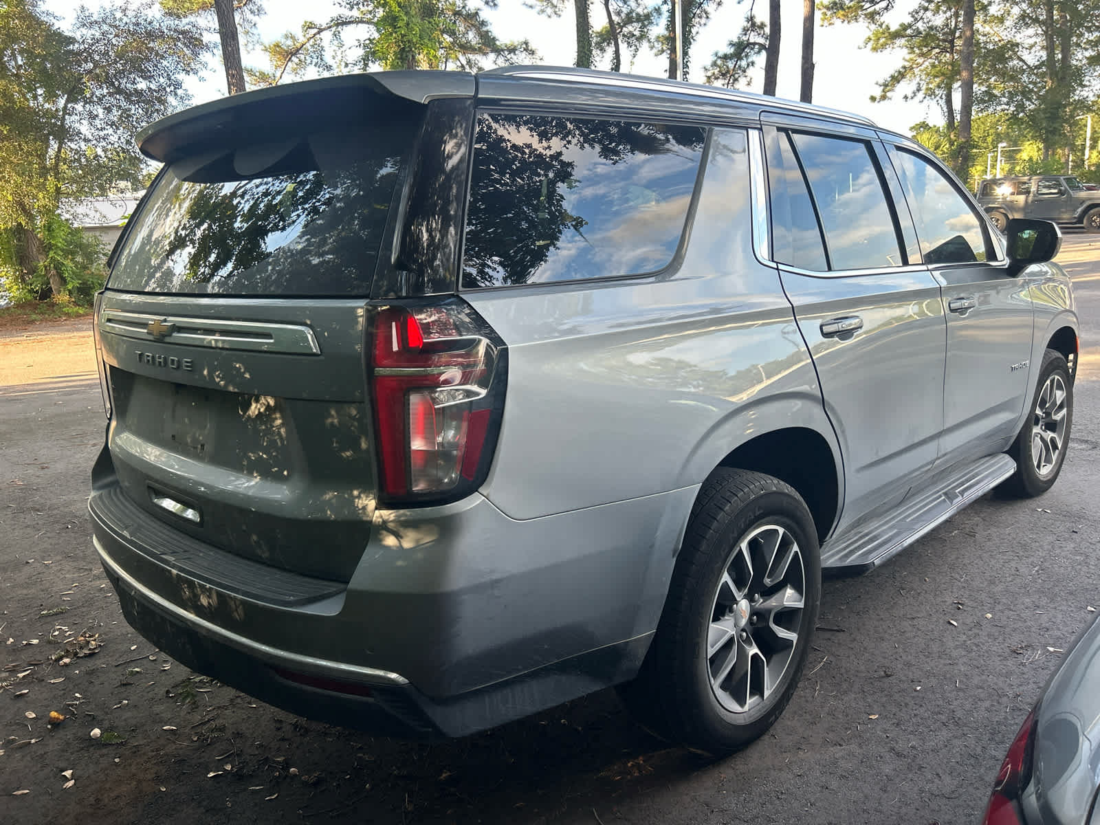 Used 2024 Chevrolet Tahoe LS w/ Driver Alert Package RWD image 5