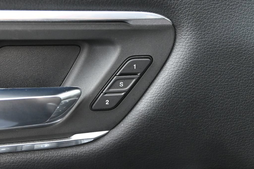Used 2019 RAM 1500 Laramie AWD/4WD image 20