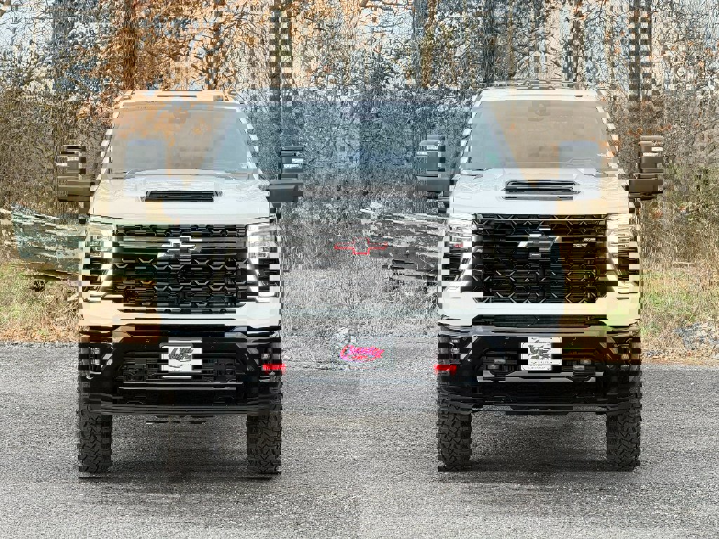 New 2026 Chevrolet Silverado 2500 ZR2 image 14