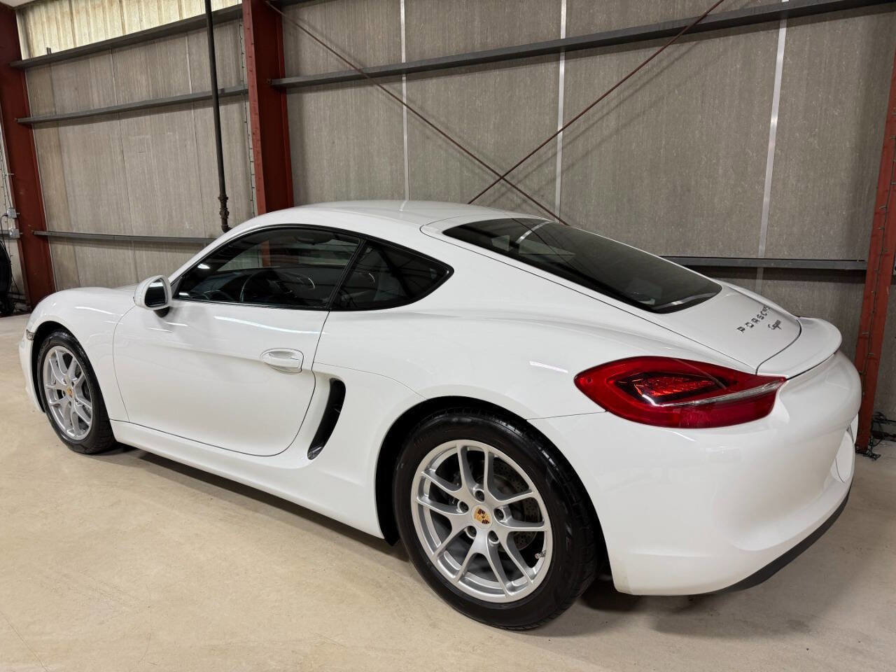 Used 2014 Porsche Cayman image 8