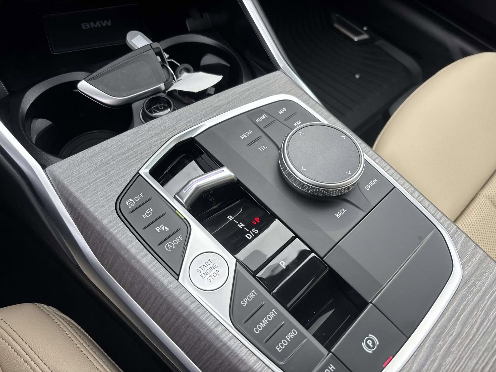 New 2026 BMW 330i xDrive Sedan w/ Premium Package image 23