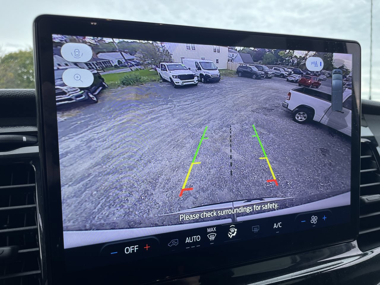 Used 2025 Ford Transit 350 XLT RWD image 16