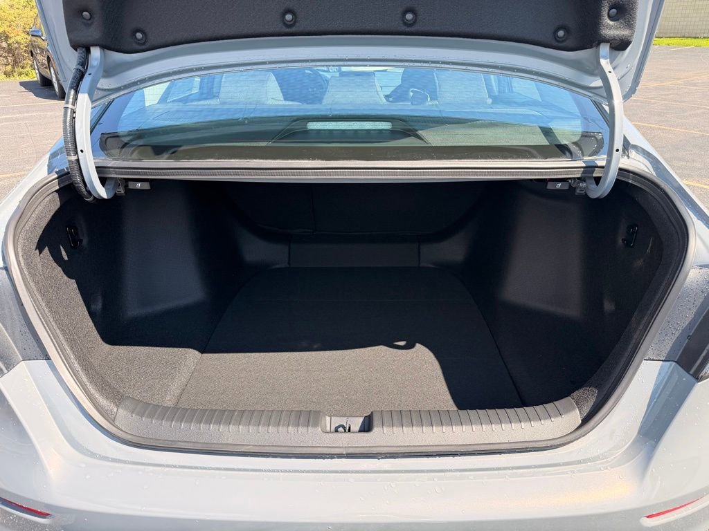 New 2026 Honda Accord SE image 18