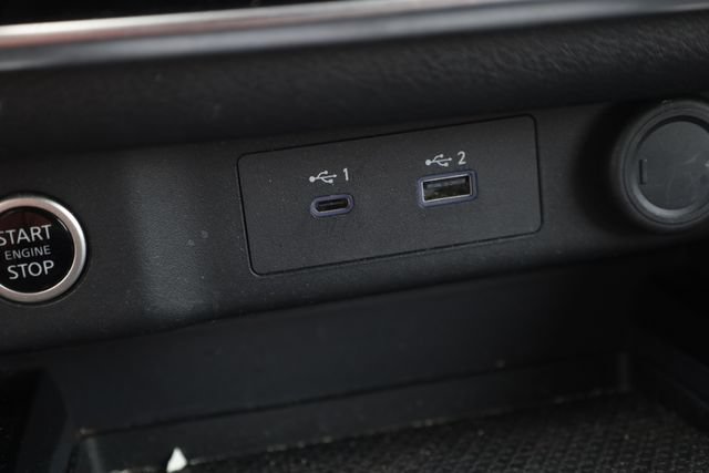 Used 2023 Nissan Rogue S FWD image 23