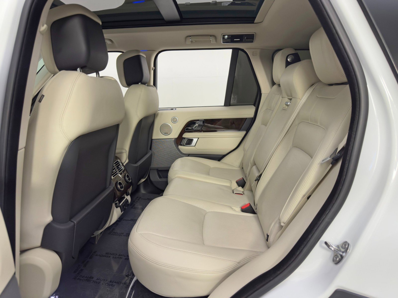 Used 2021 Land Rover Range Rover P525 Westminster Edition image 48