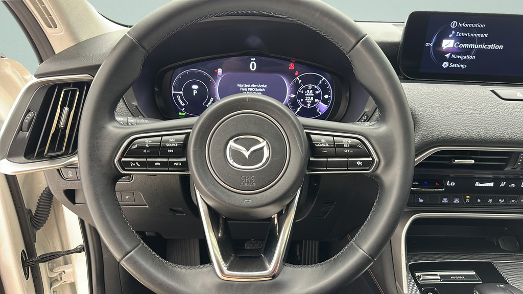 Used 2024 MAZDA CX-90 Plug-In Hybrid w/ Premium Pkg AWD/4WD image 16