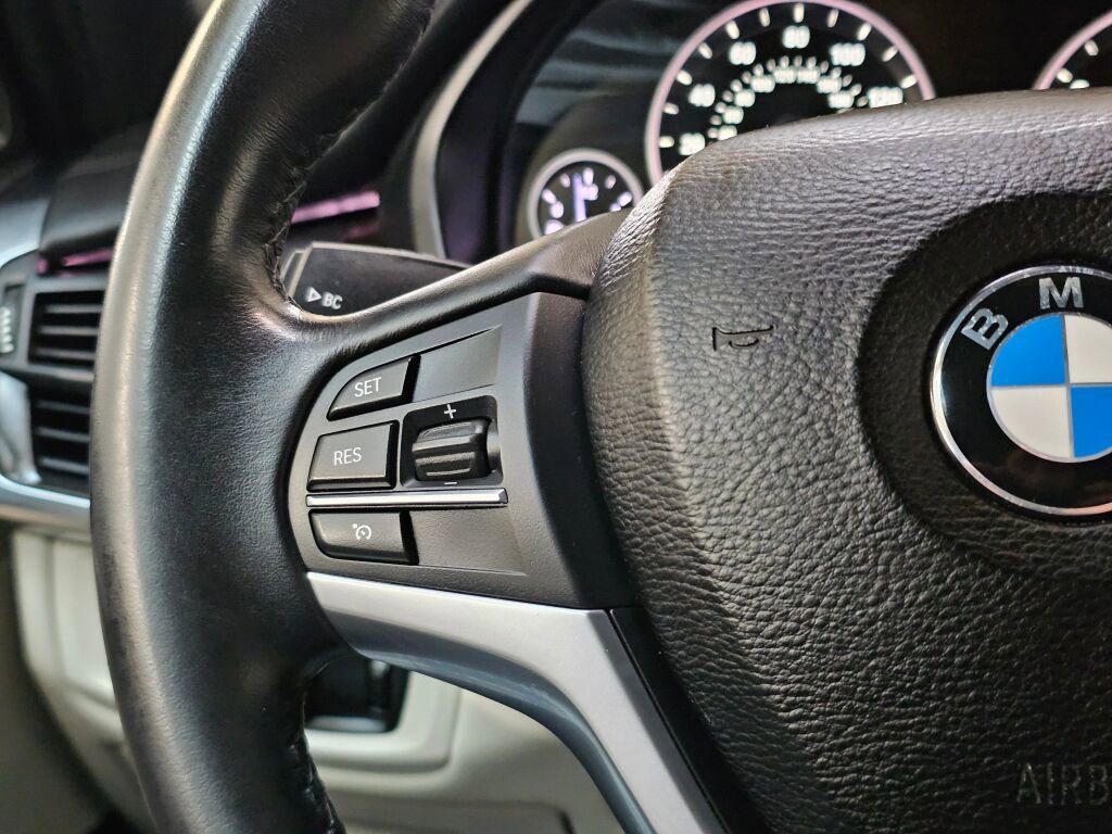 Used 2017 BMW X5 xDrive40e image 33