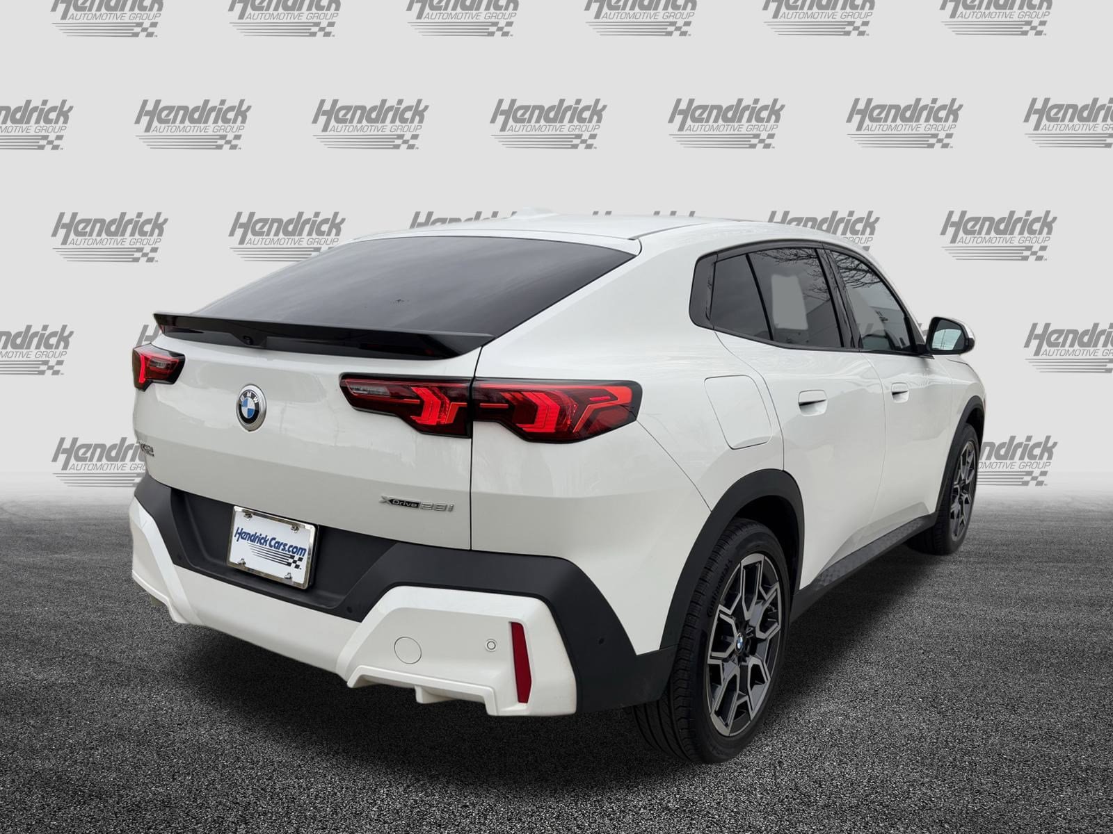 Certified 2025 BMW X2 xDrive28i image 10