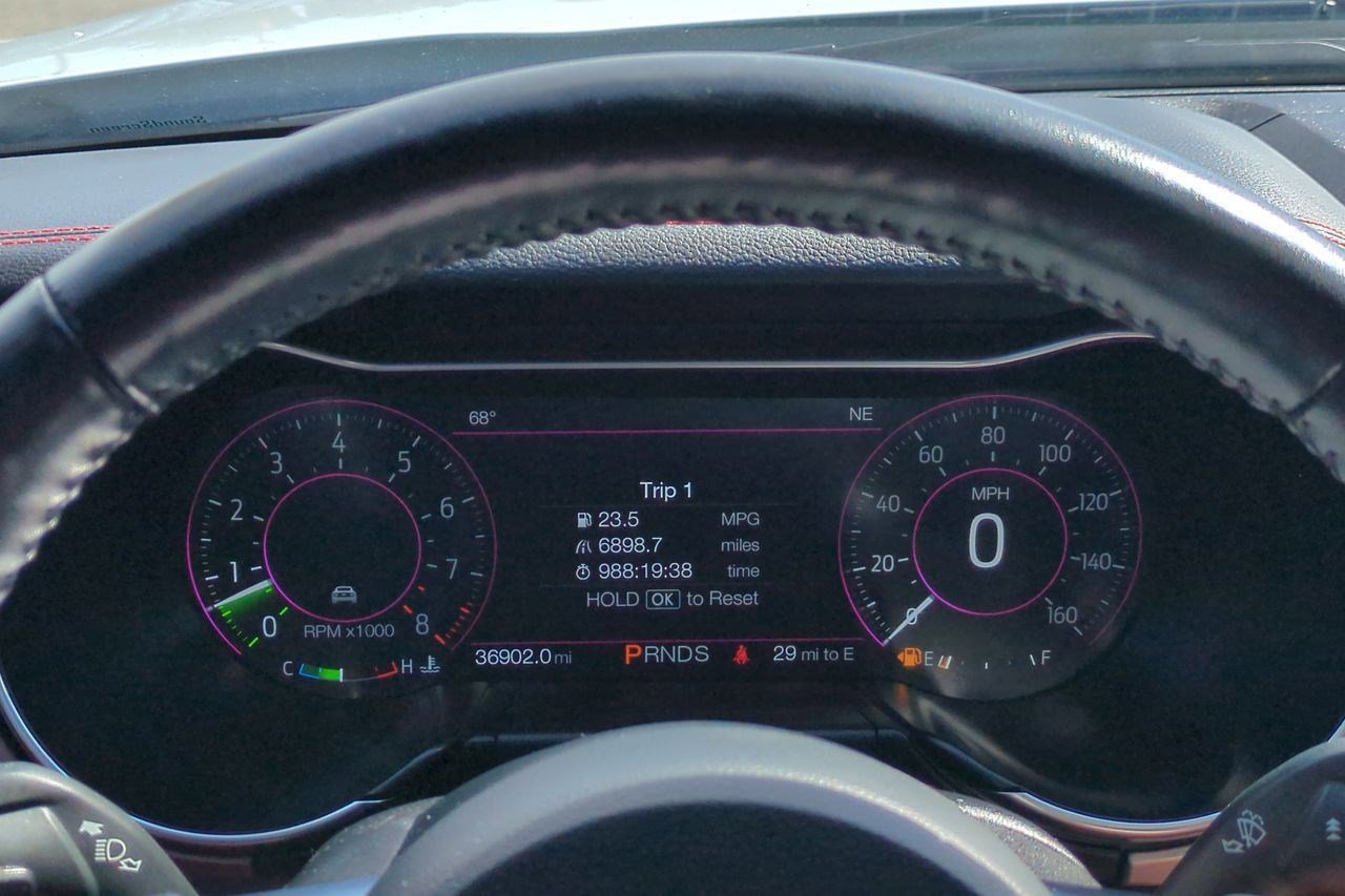 Used 2022 Ford Mustang GT Premium w/ Equipment Group 401A RWD image 20