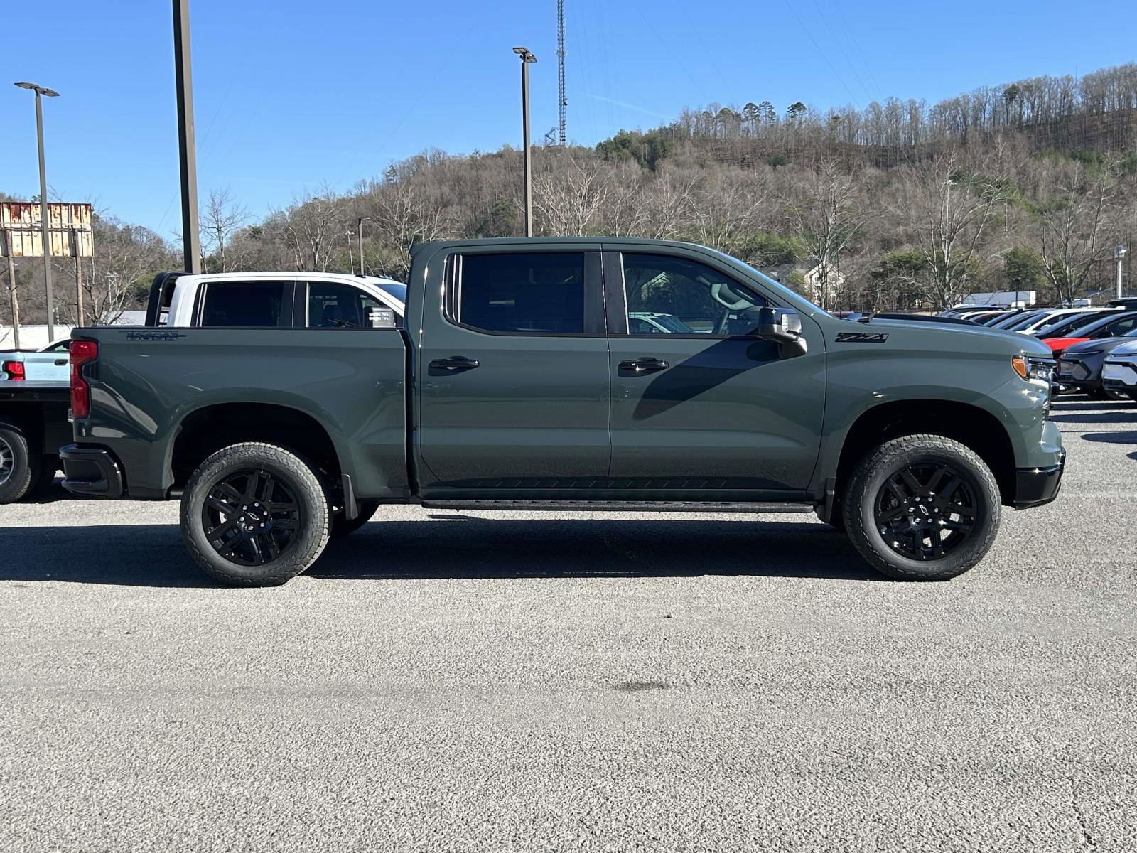 New 2026 Chevrolet Silverado 1500 LT Trail Boss w/ LT Trail Boss Premium Package image 2