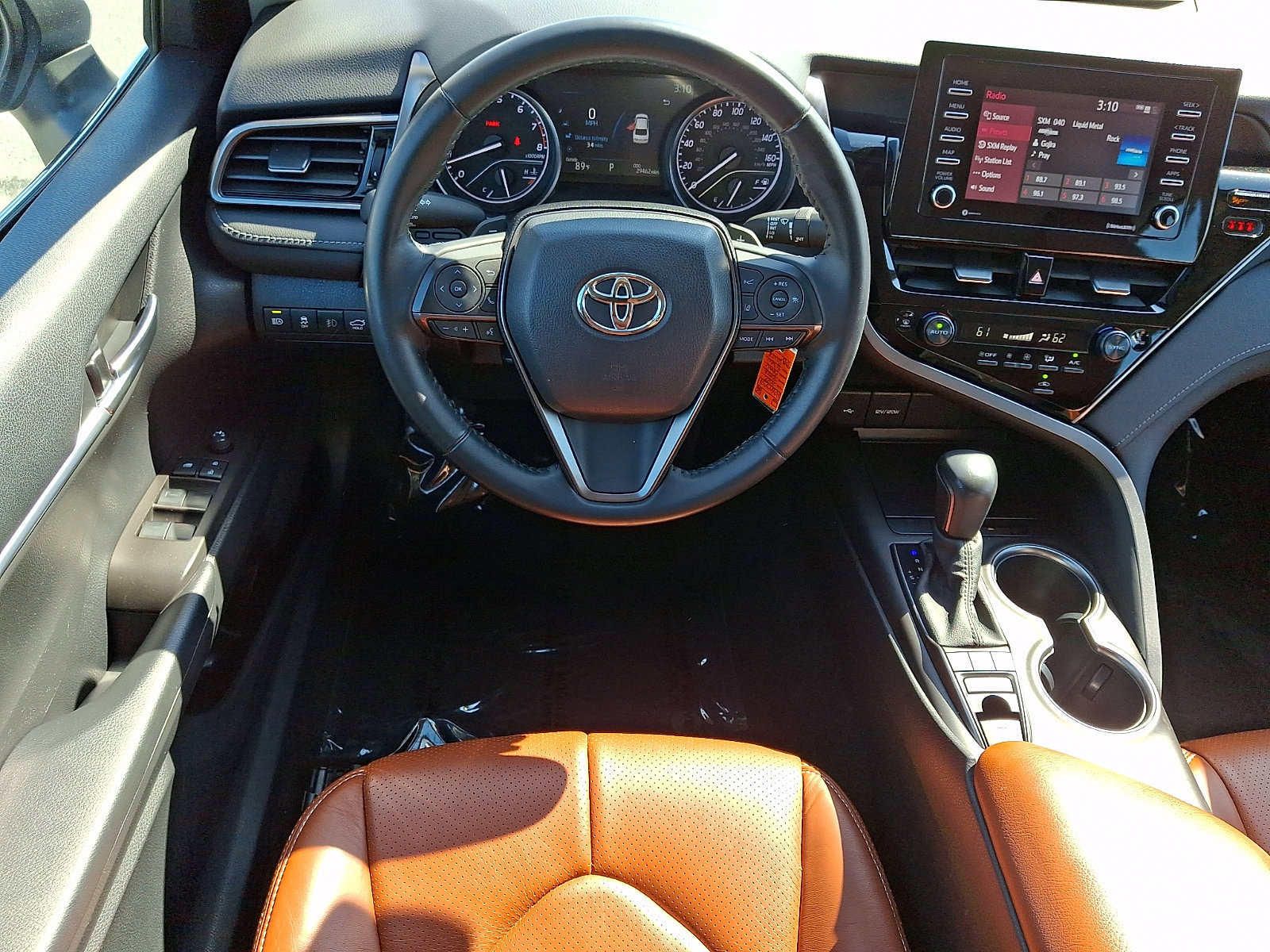 Used 2022 Toyota Camry SE AWD/4WD image 11
