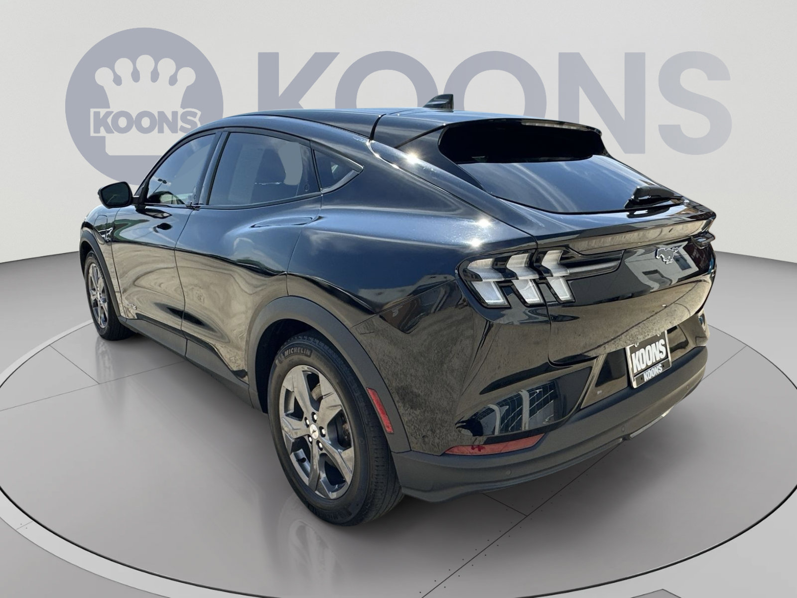 Used 2023 Ford Mustang Mach-E Select AWD/4WD image 8