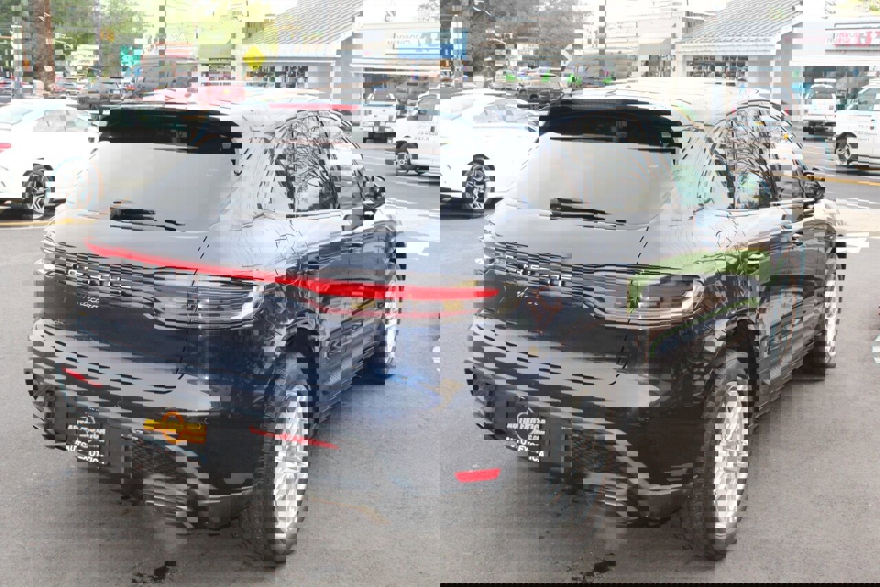 Used 2022 Porsche Macan image 3