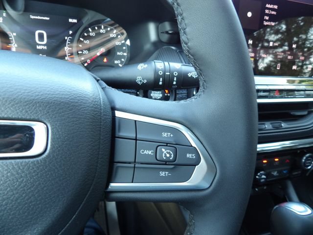 New 2026 Jeep Compass Latitude AWD/4WD image 18