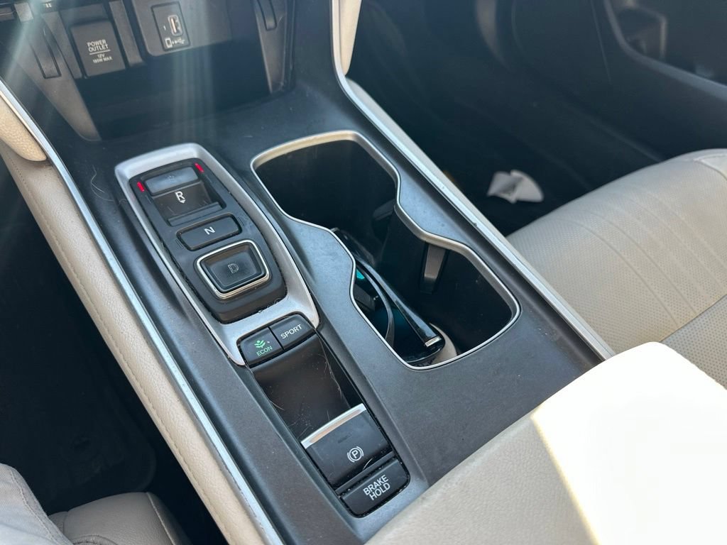 Used 2018 Honda Accord Touring image 26