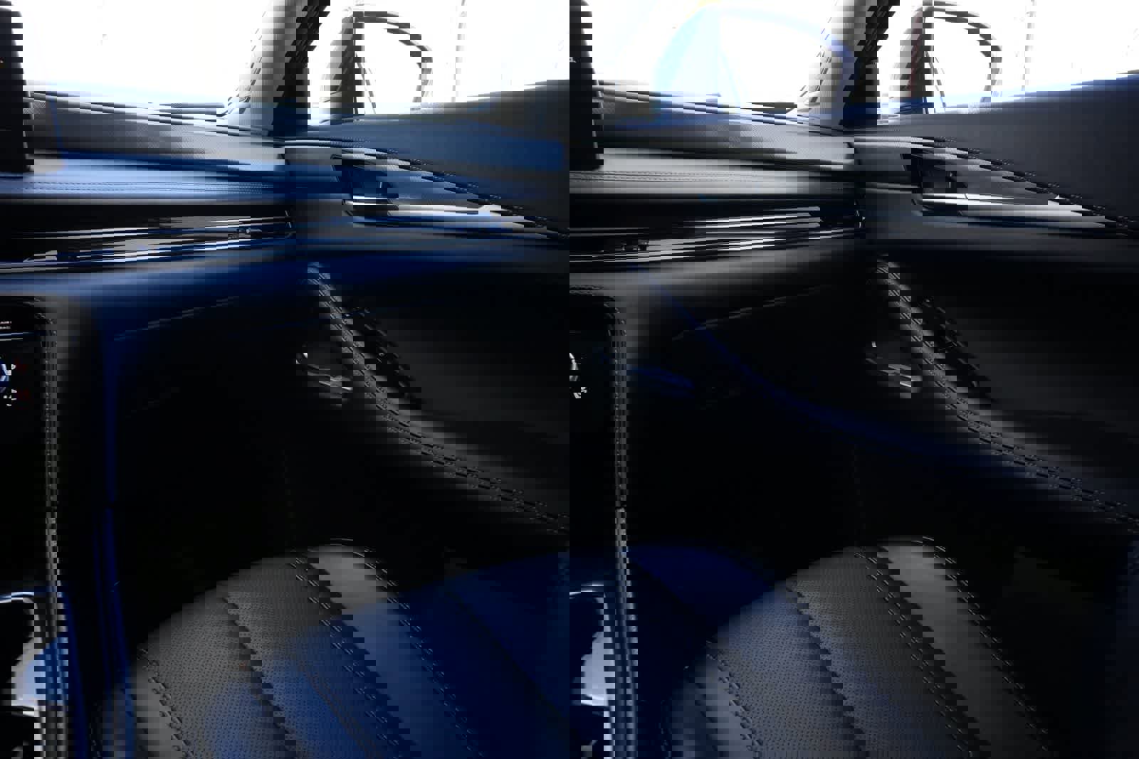 Certified 2023 INFINITI QX60 Luxe w/ Vision Package image 8