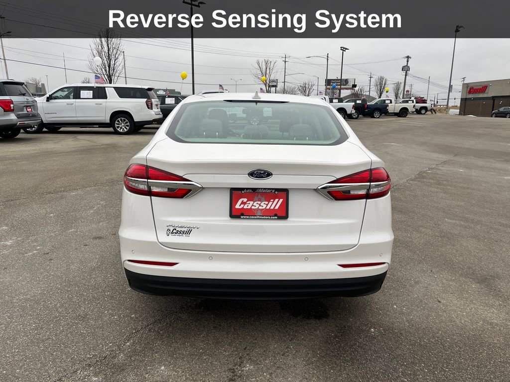 Used 2020 Ford Fusion SE image 5