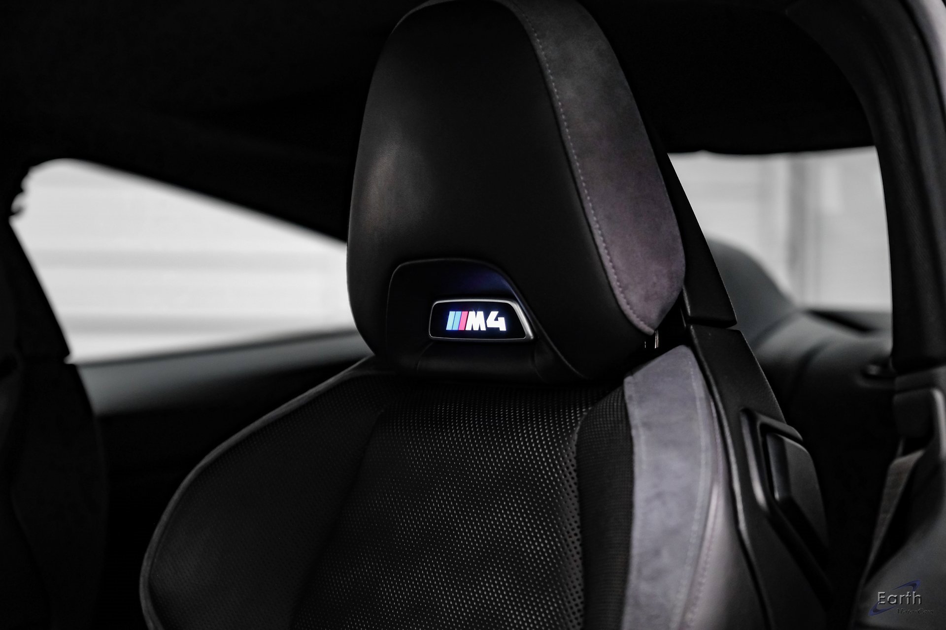 Used 2021 BMW M4 Coupe w/ Executive Package image 36