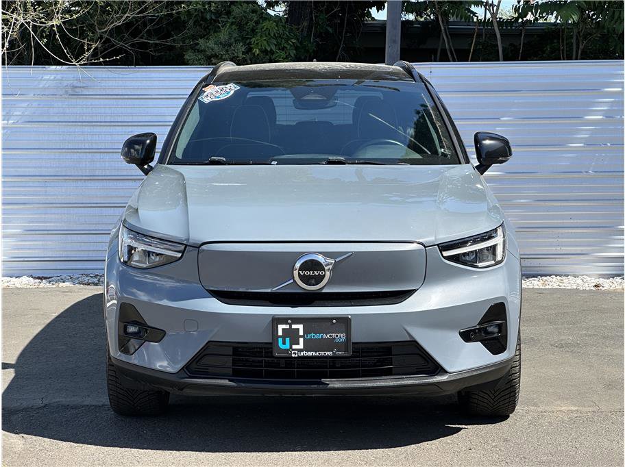 Used 2023 Volvo XC40 Recharge Plus AWD/4WD image 7