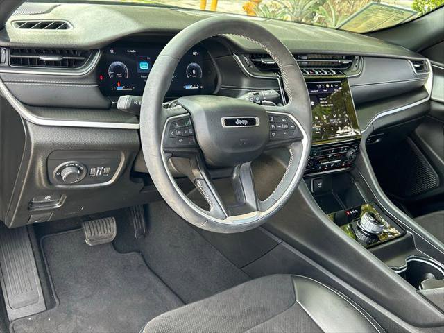 Certified 2023 Jeep Grand Cherokee L Laredo image 45