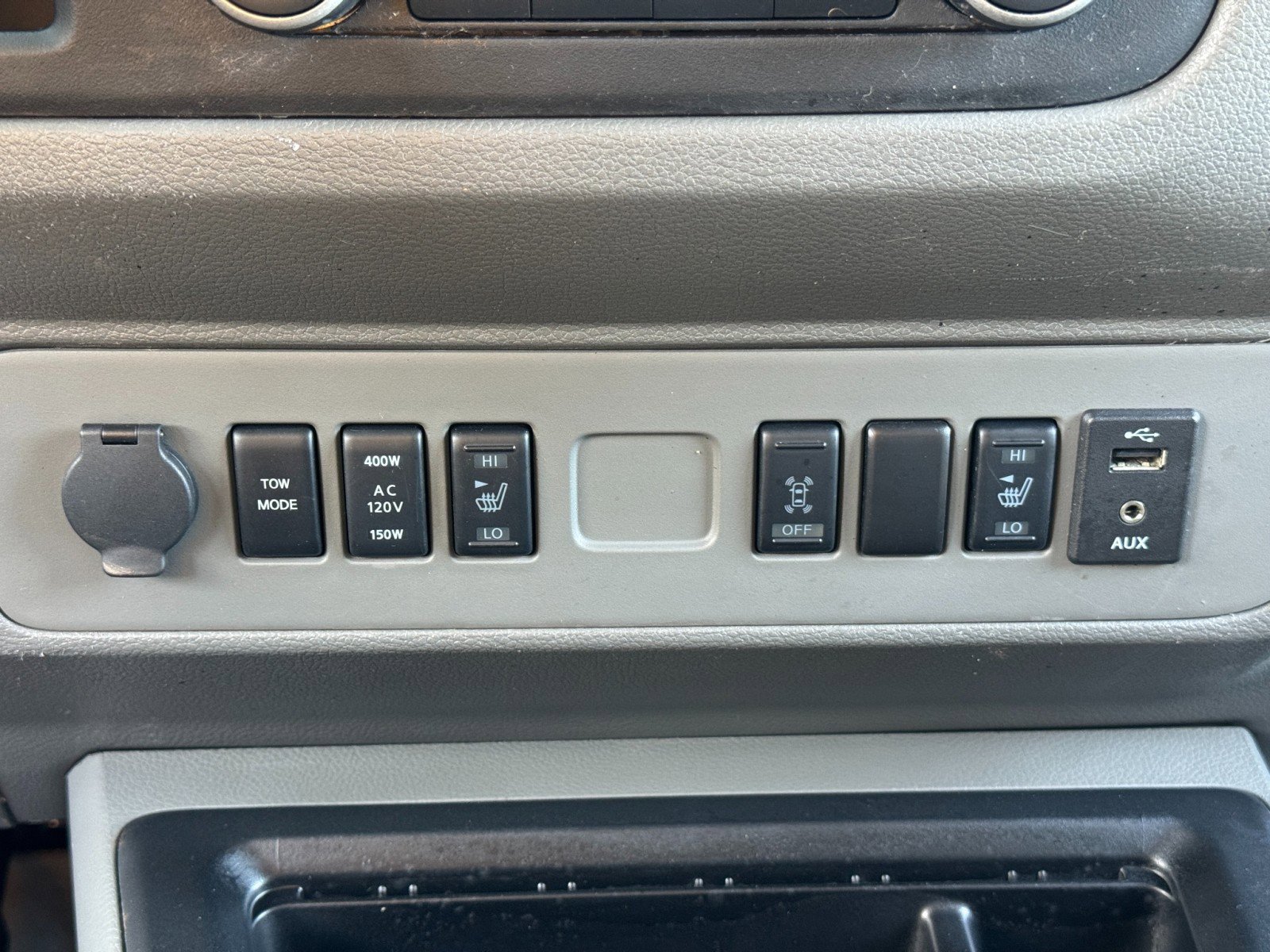 Used 2018 Nissan NV 3500 SL image 27