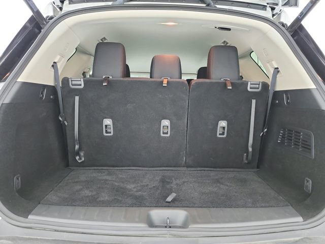 Used 2025 Nissan Pathfinder SV image 52