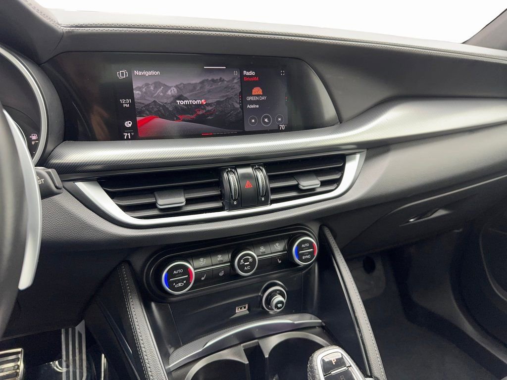 Used 2023 Alfa Romeo Stelvio Veloce image 22