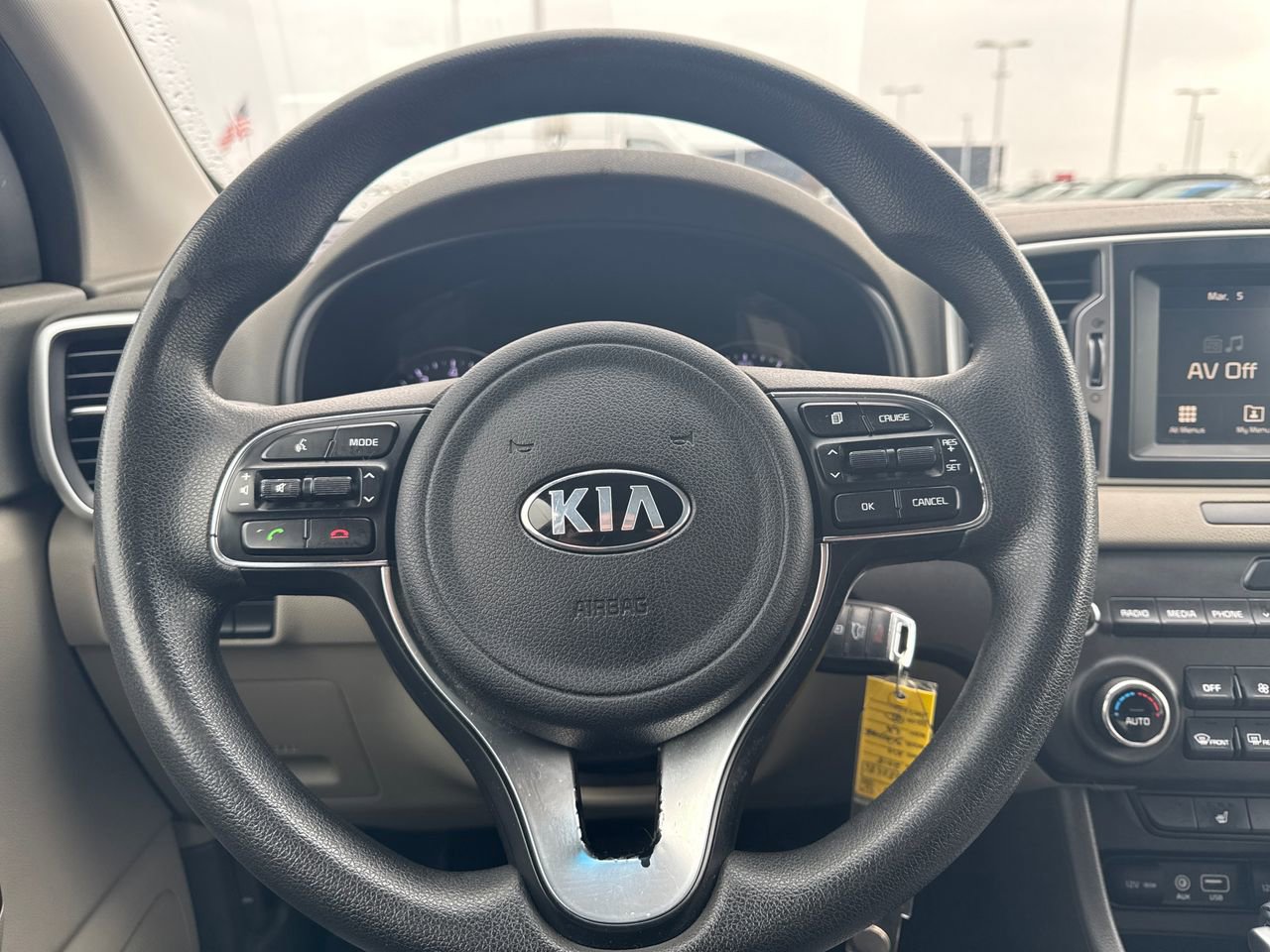 Used 2018 Kia Sportage LX w/ LX Popular Package image 17