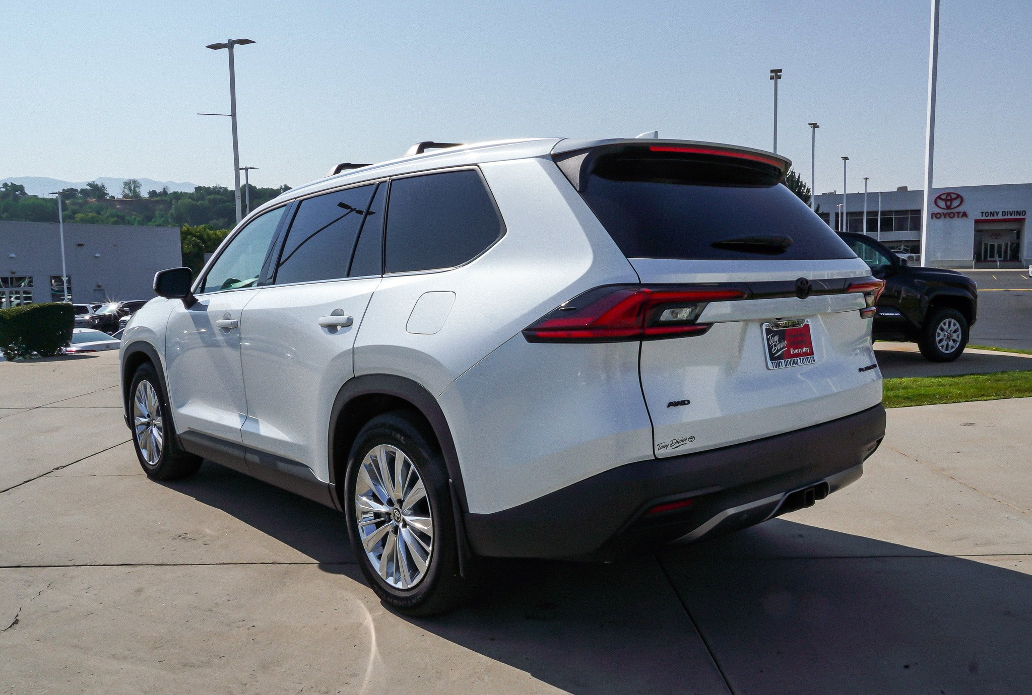Certified 2025 Toyota Grand Highlander AWD image 6