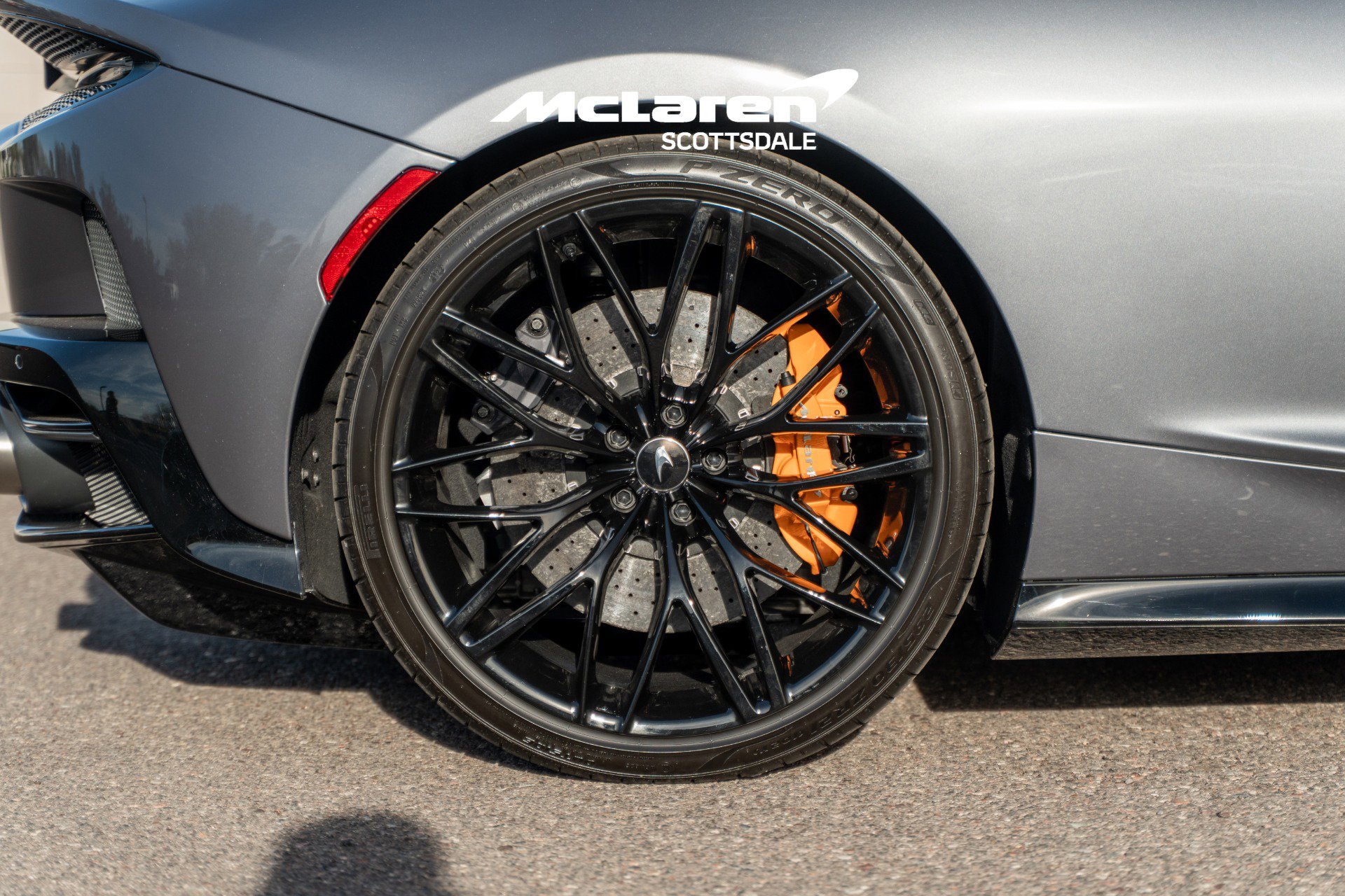 Used 2023 McLaren GT image 21