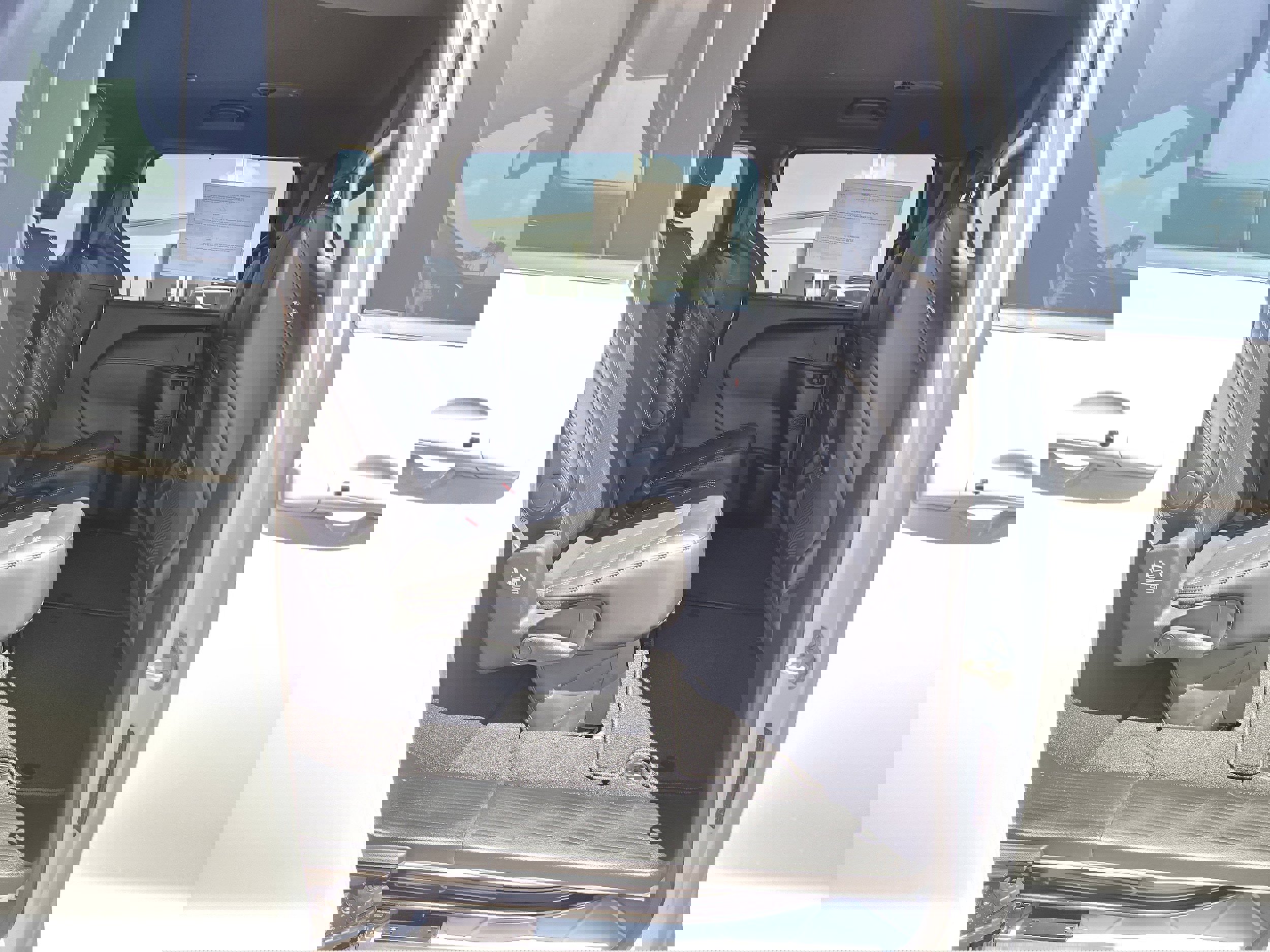 New 2026 Chrysler Pacifica Select image 16