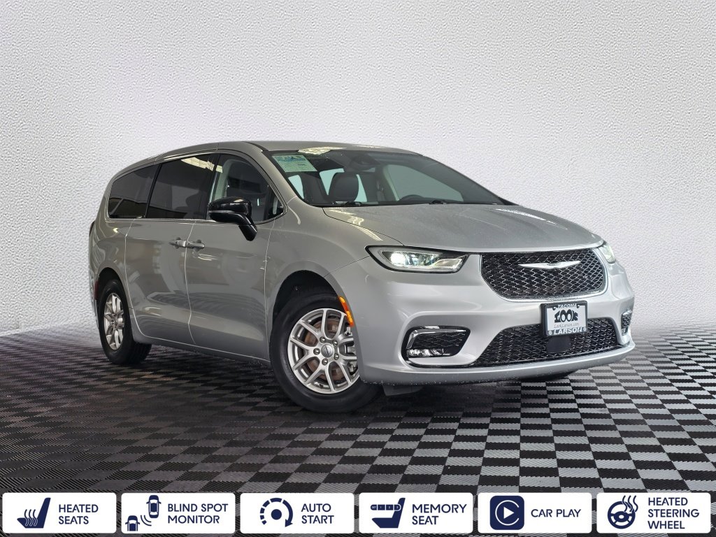 Used 2024 Chrysler Pacifica Touring-L