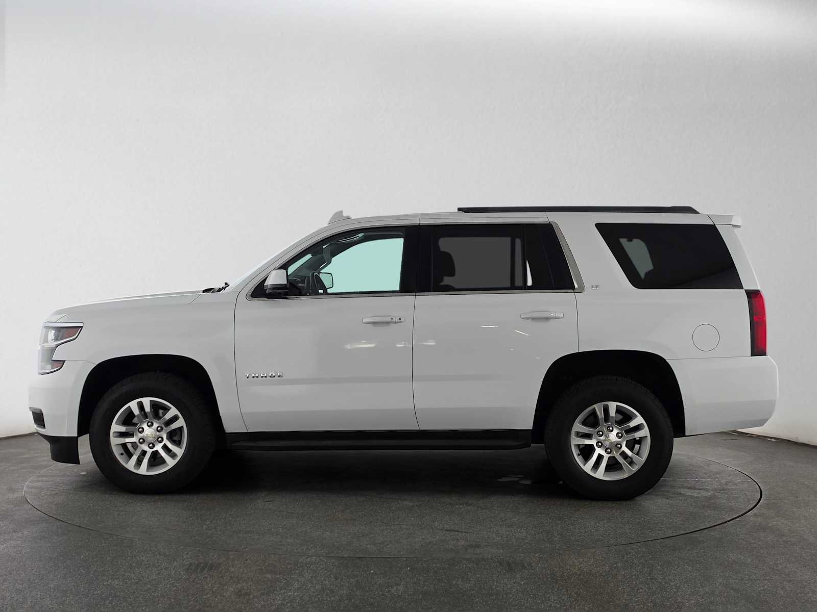 Used 2016 Chevrolet Tahoe LT w/ Luxury Package AWD/4WD image 6