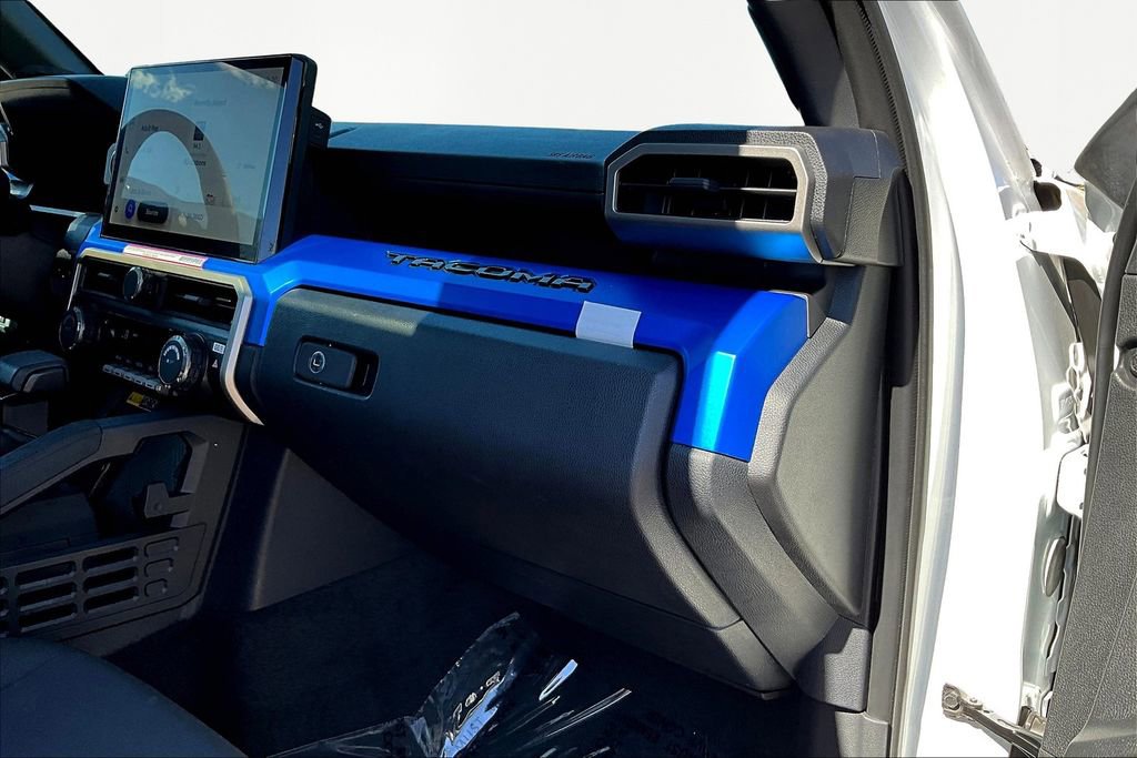 Used 2024 Toyota Tacoma TRD Off-Road image 16