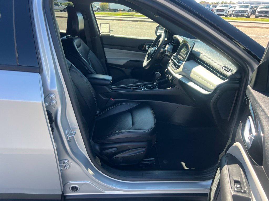 Used 2025 Jeep Compass Limited AWD/4WD image 34
