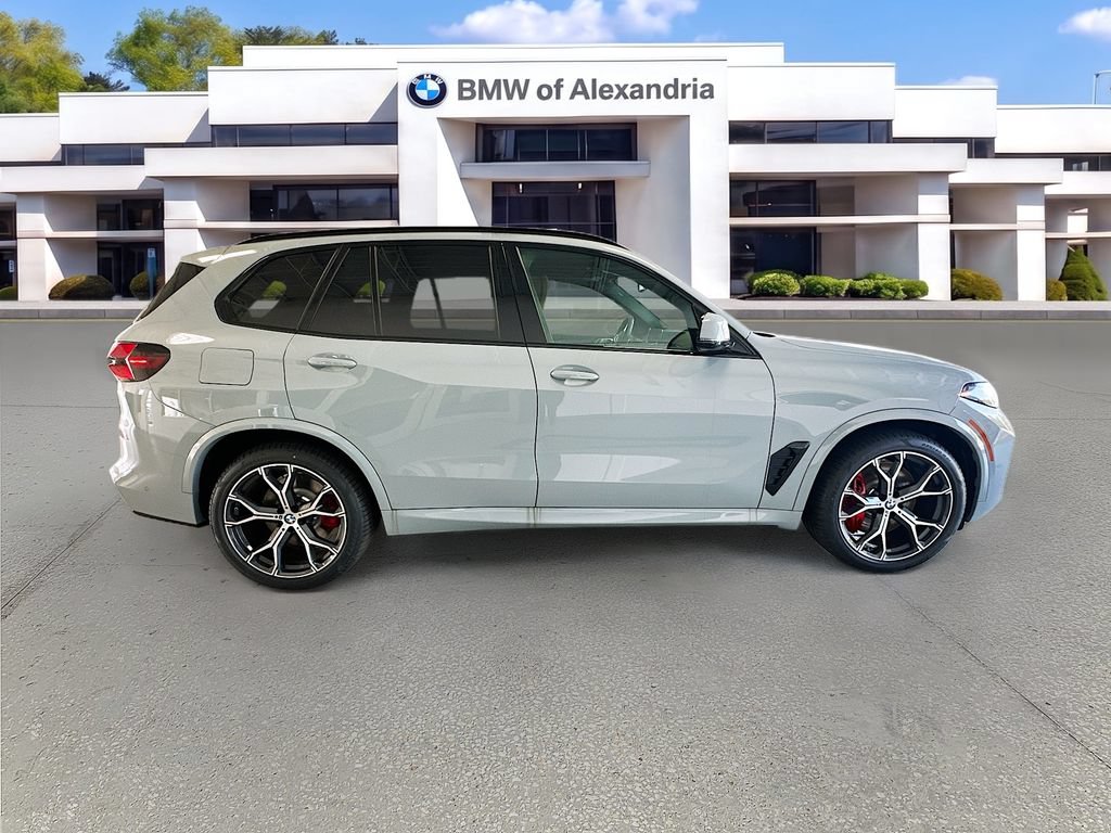 Used 2026 BMW X5 xDrive50e w/ M Sport Package AWD/4WD image 8