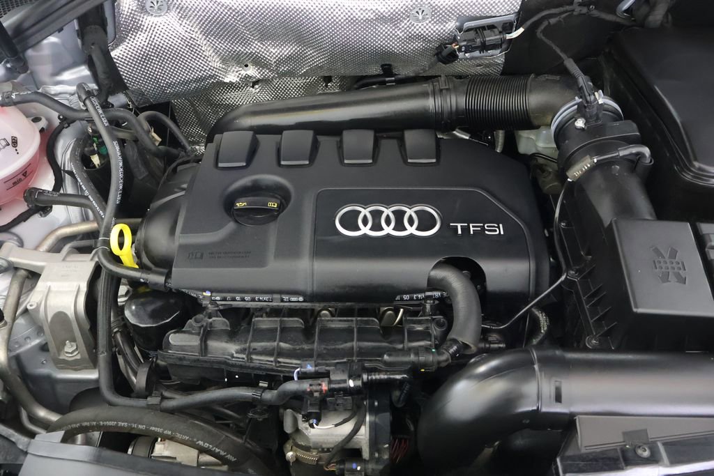 Used 2018 Audi Q3 2.0T Premium Plus AWD/4WD image 28