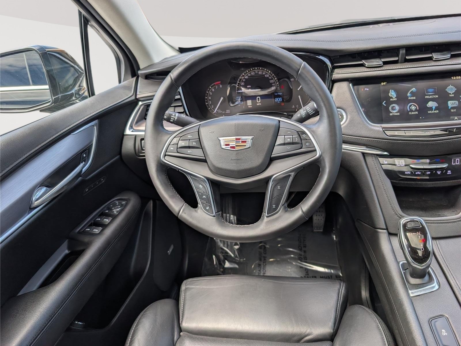 Used 2017 Cadillac XT5 Luxury w/ Driver Awareness Package FWD image 18