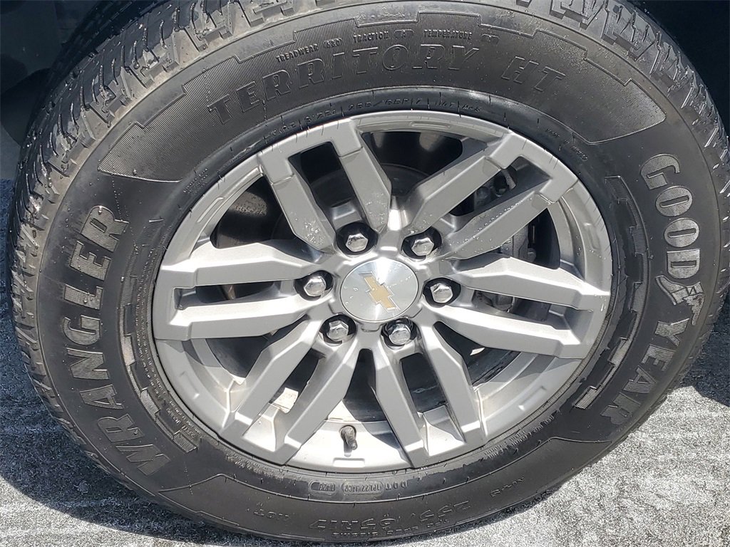 Used 2023 Chevrolet Colorado LT w/ LT Convenience Package image 5