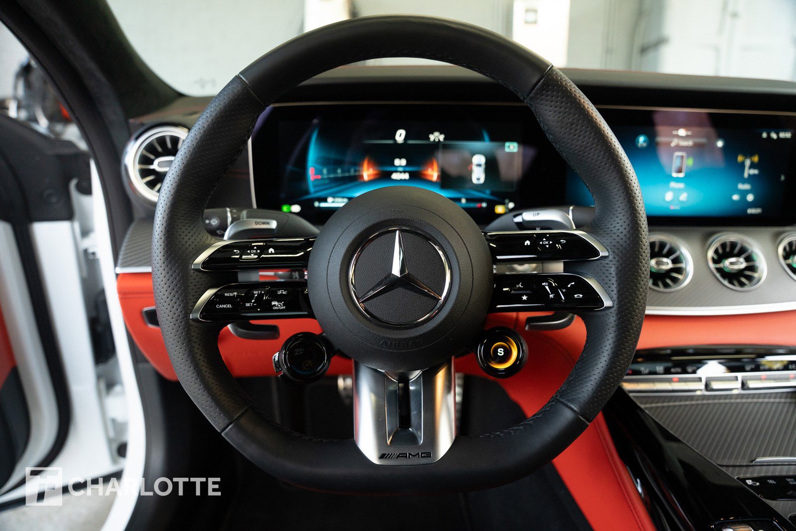 Used 2024 Mercedes-Benz AMG GT 63 image 19