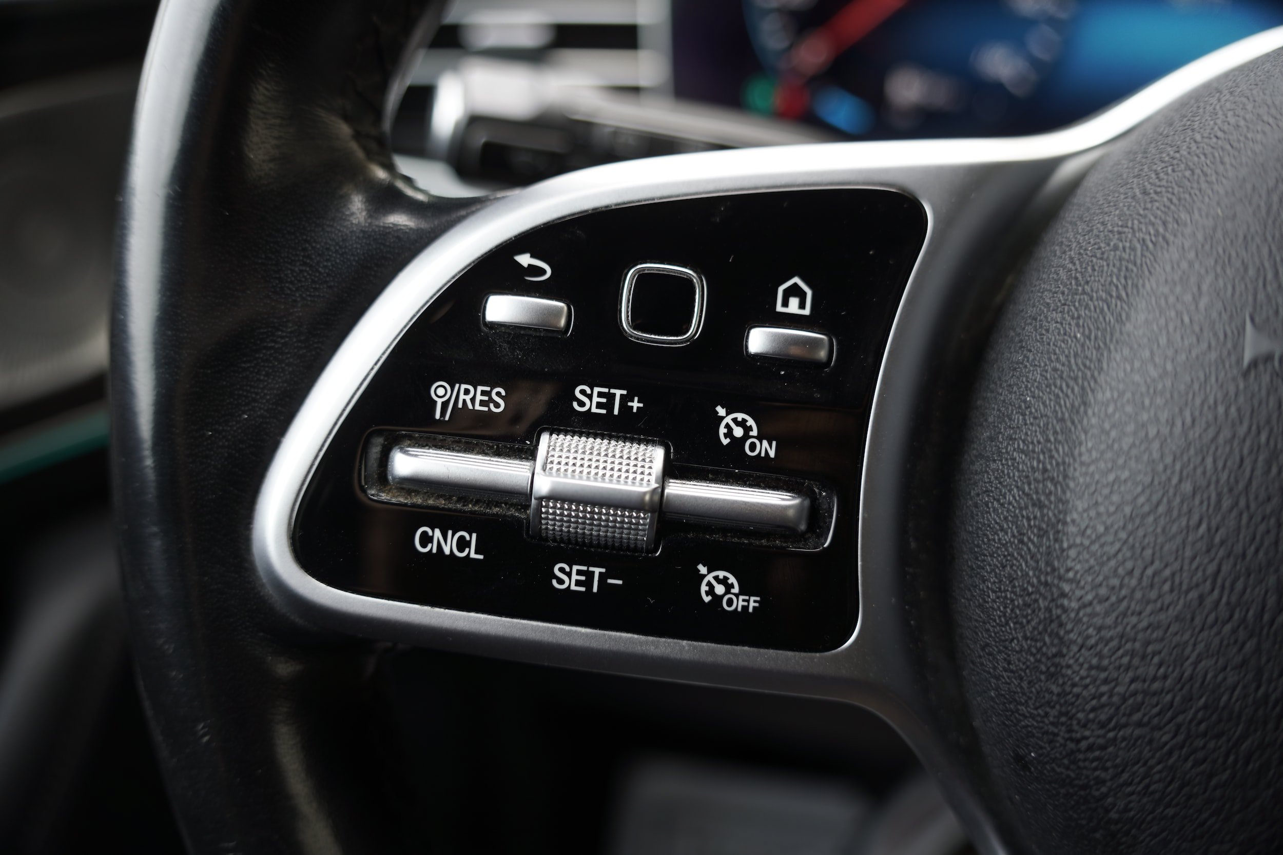 Used 2020 Mercedes-Benz GLS 450 4MATIC image 18