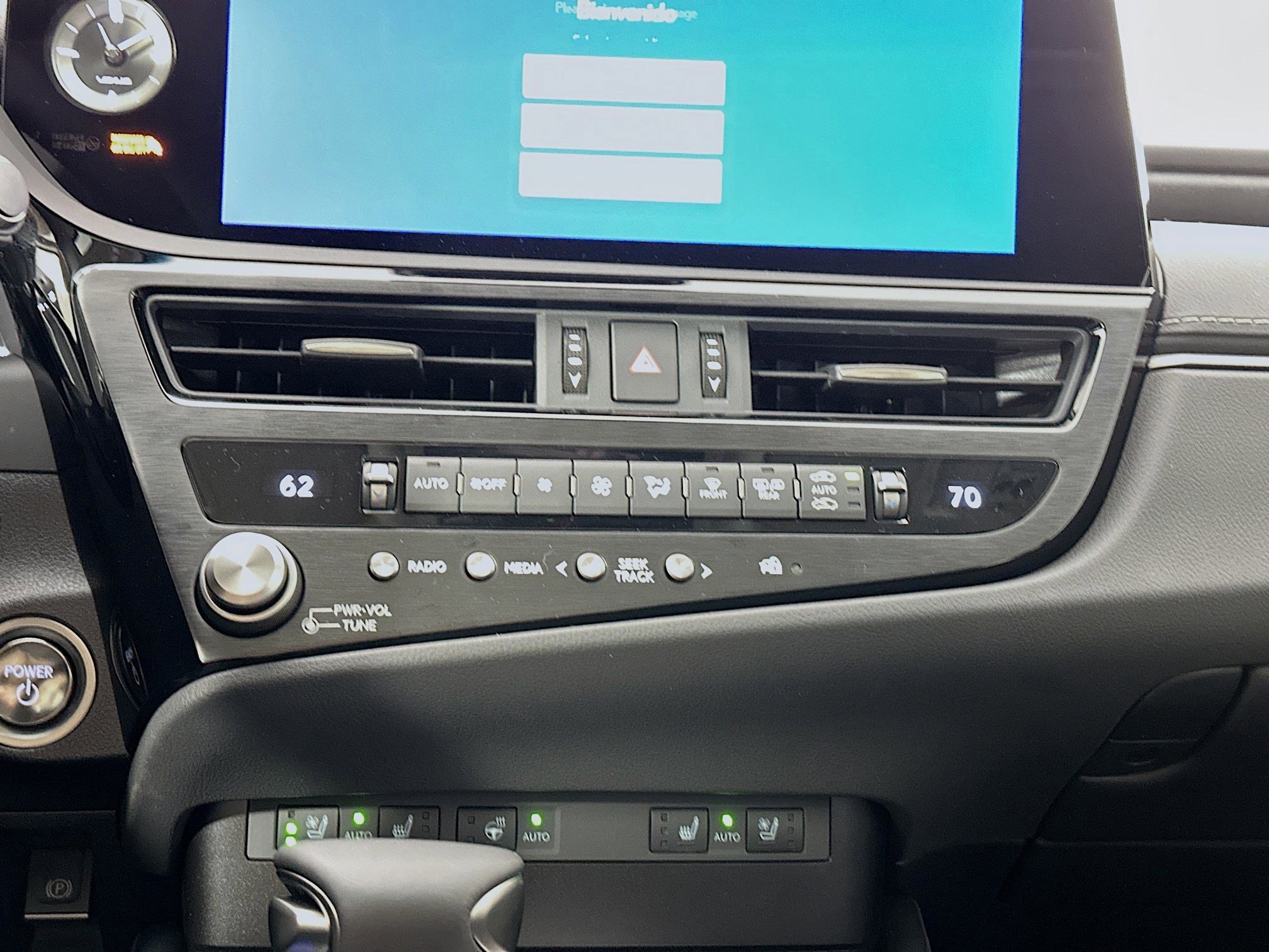 New 2025 Lexus ES 300h w/ Premium Package image 13