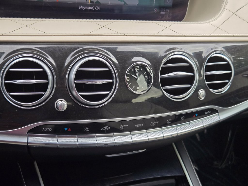 Used 2018 Mercedes-Benz S 560 Sedan image 25