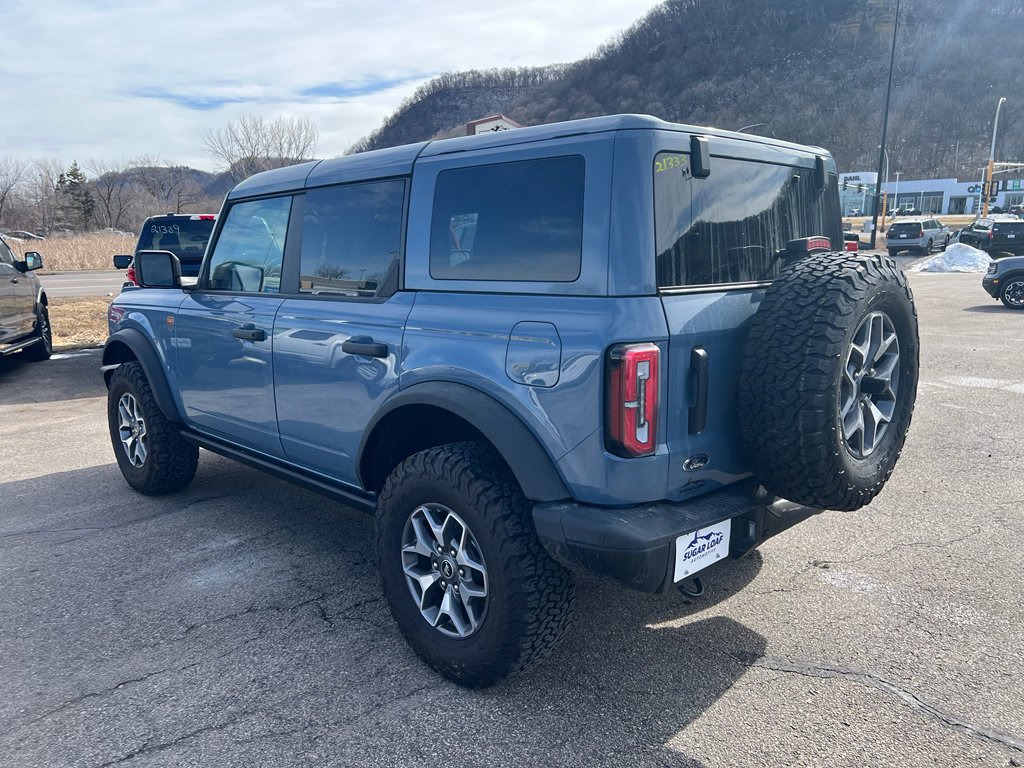 Used 2025 Ford Bronco Badlands image 4