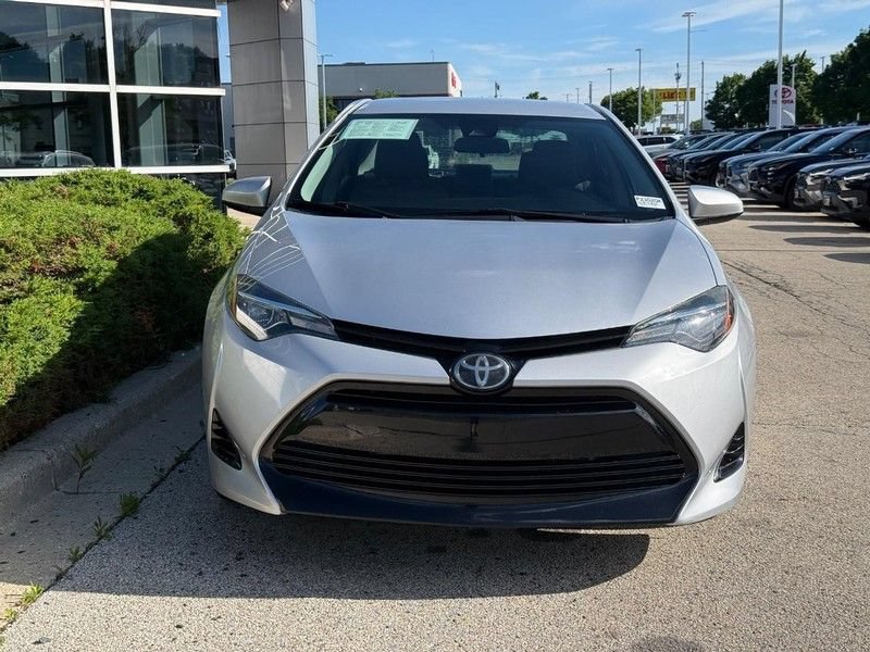 Used 2018 Toyota Corolla LE FWD image 8