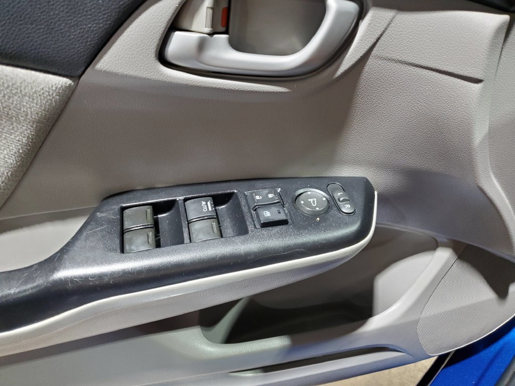 Used 2013 Honda Civic LX image 34