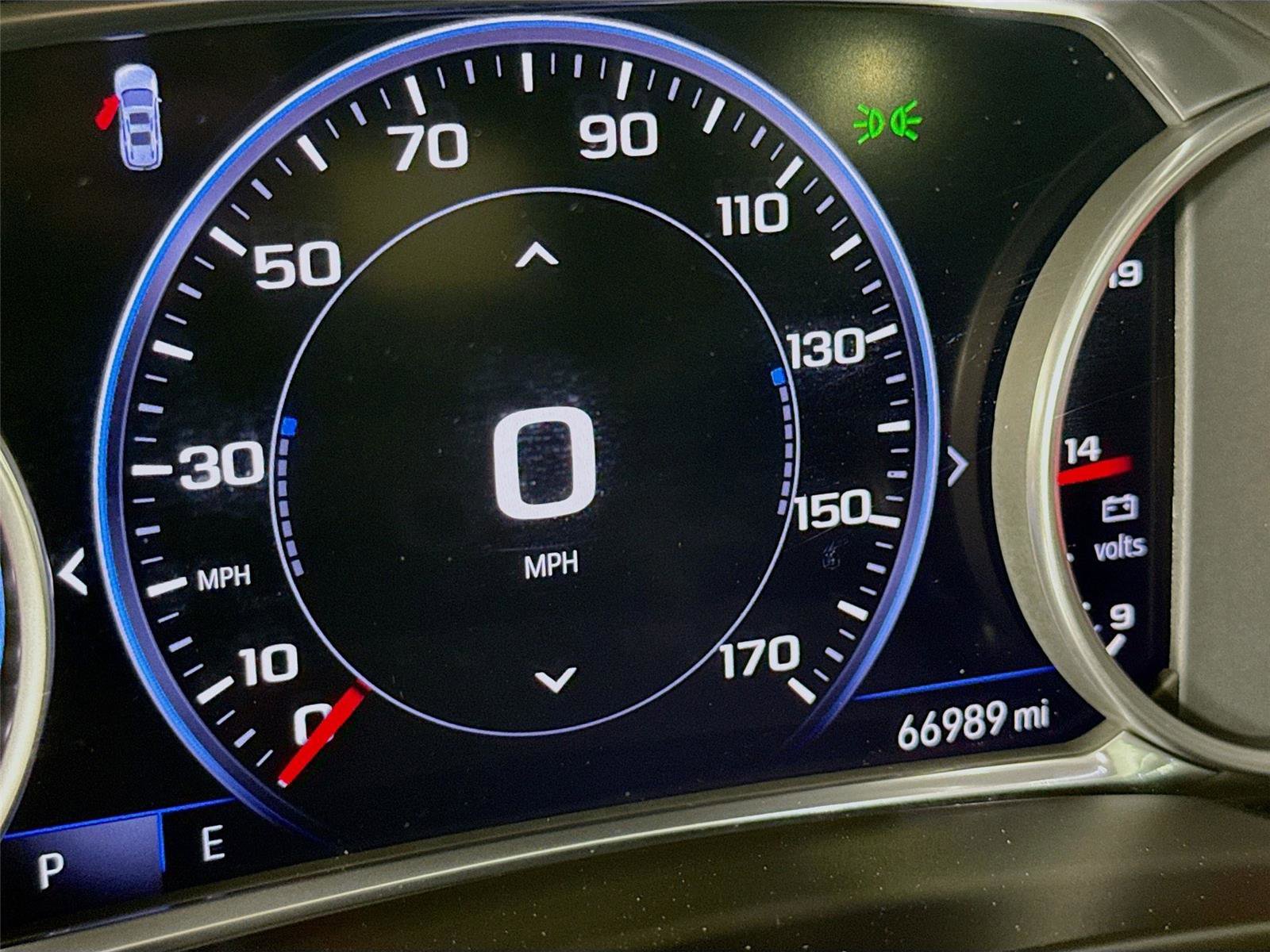 Used 2020 Chevrolet Blazer RS image 2