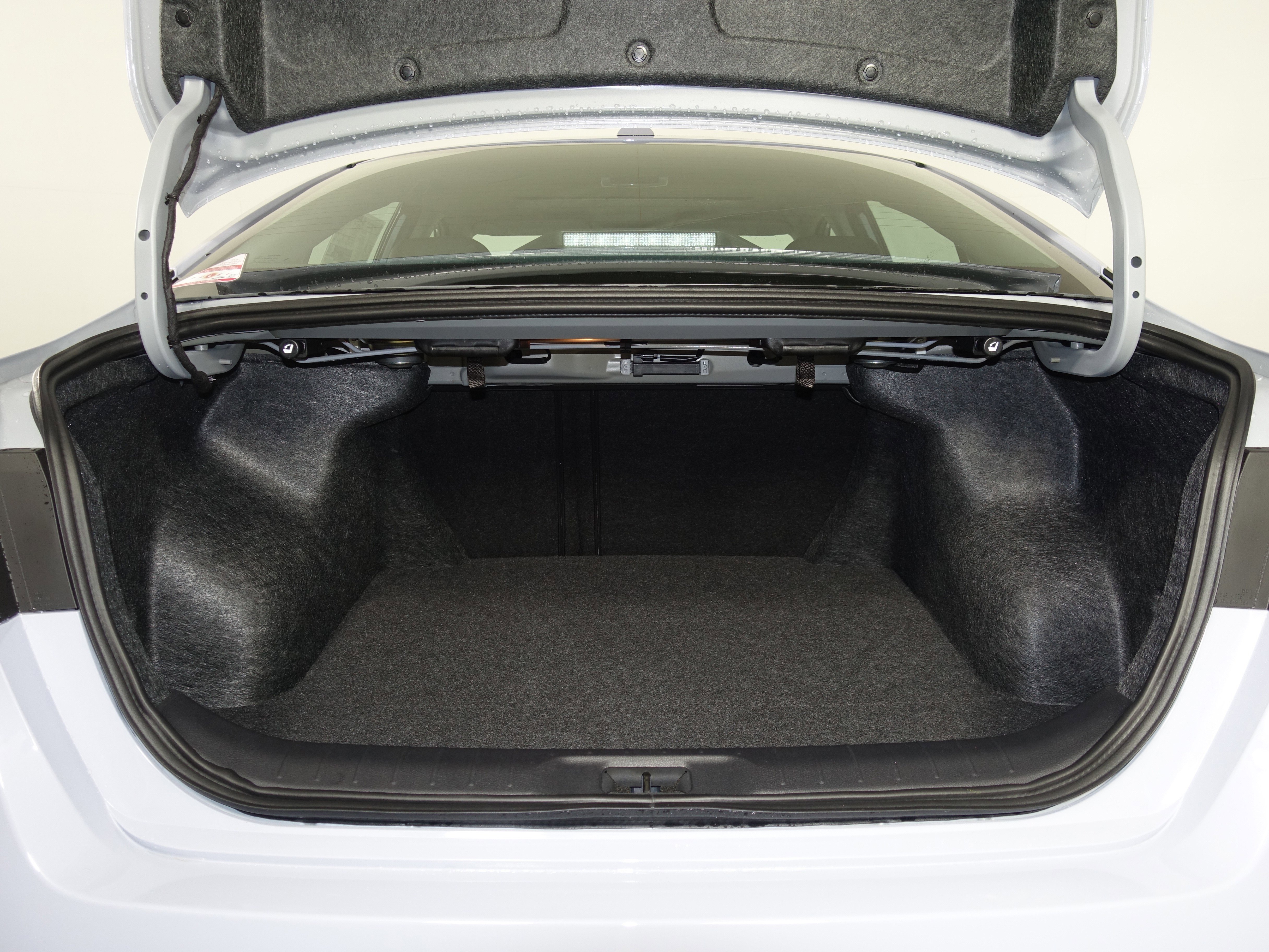 New 2025 Nissan Altima 2.5 SR image 11