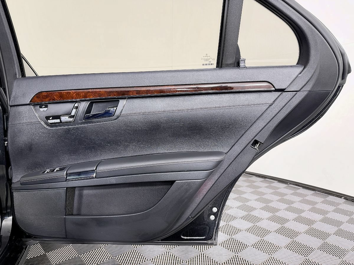 Used 2012 Mercedes-Benz S 63 AMG image 47