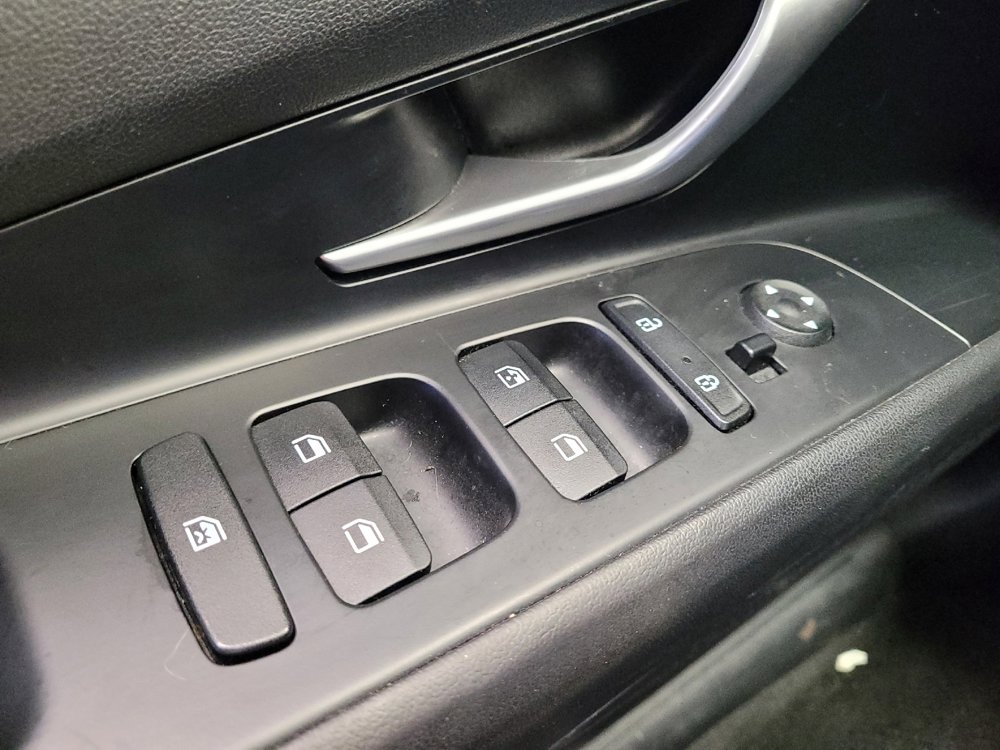 Used 2021 Hyundai Elantra SEL FWD image 27